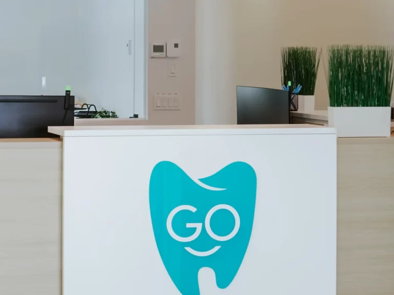 Comptoir d'accueil de la clinique Go Dentiste de Salaberry-de-Valleyfield